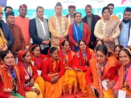 मांगल गीतों के बीच मुख्यमंत्री ने लिया पहाड़ी व्यंजनों का आनंद, भराड़ीसैंण में आयोजित हुआ श्री अन्न भोज Shree Anna Bhoj