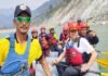 सीएम धामी ने चंपावत में एडवेंचर स्पोर्ट्स का किया शुभारंभ, शारदा नदी में की 11 किमी की राफ्टिंग