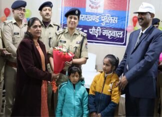 पौड़ी में सेवानिवृत्त पुलिस अधिकारियों को एसएसपी ने दी भावभीनी विदाई