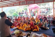 विकास खण्ड द्वारीखाल के ग्राम तोली में राज्य वित्त एवं केन्द्रीय वित्त की धनराशि से निर्मित टिन सेड का ब्लॉक प्रमुख महेन्द्र राणा ने किया उद्घाटन tin shed in village Toli