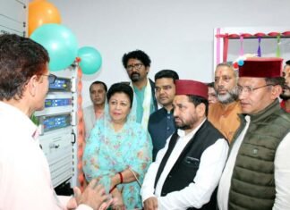 उत्तरकाशी में आकाशवाणी के एफएम 103.6 मेगाहर्ट्ज शुरू All India Radio FM 103.6 MHz started in Uttarkashi