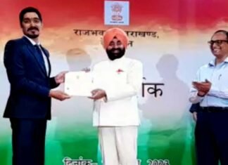 एसजीआरआर विश्वविद्यालय के डॉ एश्वर्या प्रताप के शोध पत्र को राज्य में दूसरा स्थान, राज्यपाल ने राजभवन में किया सम्मानित Dr. Aishwarya Pratap of SGRR University