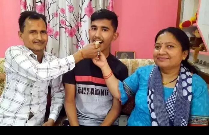 Kushagra secured All India second rank in NDA exam