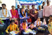 पौड़ी जनपद के विद्यालयों में मनाया गया प्रवेशोत्सव, नव प्रवेशी बच्चों का किया गया स्वागत सम्मान praveshotsav