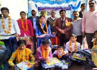पौड़ी जनपद के विद्यालयों में मनाया गया प्रवेशोत्सव, नव प्रवेशी बच्चों का किया गया स्वागत सम्मान praveshotsav