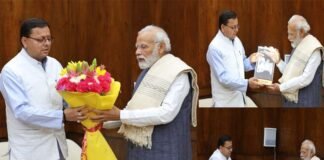 सीएम धामी ने दिल्ली में पीएम मोदी से की मुलाकात, राज्य में विकास योजनाओं समेत इन मुद्दों पर हुई चर्चा, जोशीमठ के लिए मांगा आर्थिक पैकेज cm-dhami-meets-PM-Modi