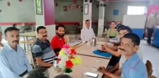 राष्ट्रीय पुरानी पेंशन बहाली संयुक्त मोर्चा द्वारा 01 मई को दिल्ली में संसद घेराव को लेकर श्रीनगर शाखा की अहम बैठक