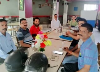 राष्ट्रीय पुरानी पेंशन बहाली संयुक्त मोर्चा द्वारा 01 मई को दिल्ली में संसद घेराव को लेकर श्रीनगर शाखा की अहम बैठक