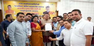 पुरानी पेंशन बहाली को लेकर मुख्यमंत्री धामी से मिले मोर्चा के पदाधिकारी