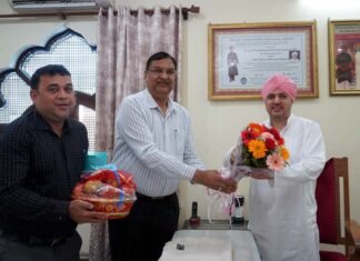 टीबी के 300 मरीजों को गोद लेगा श्री महंत इन्दिरेश अस्पताल: श्रीमहंत देवेन्द्र दास जी महाराज Indiresh Hospital will adopt 300 TB patients