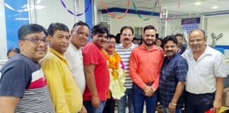 श्रीनगर गढ़वाल: दिगम्बर सिंह भंडारी को सेवानिवृत्ति पर “लायन्स इंटरनेशनल श्रेष्ठ उपभोक्ता सेवा सम्मान” Lions International Best Consumer Service Award