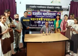 “नशा मुक्त भारत अभियान” के अंतर्गत आयोजित निबंध प्रतियोगिता में ललिता कांडपाल रही प्रथम