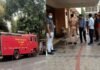 ग्रेटर नोएडा के नवीन अस्पताल में लगी आग, आईसीयू में भर्ती पांच मरीजों को सकुशल बाहर निकाला, पुलिस व दमकलकर्मियों ने काफी प्रयास के बाद आग पर पाया काबू Naveen Hospital caught fire