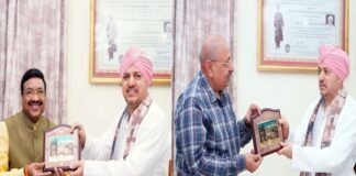 इंडस्ट्रीज़ एसोसिएशन ऑफ उत्तराखण्ड के अध्यक्ष पंकज गुप्ता व वरिष्ठ उद्योगपति अनिल गोयल ने श्री दरबार साहिब में टेका मत्था एसजीआरआर विश्वविद्यालय व इंडस्ट्रीज़ एसोसिएशन ऑफ उत्तराखण्ड (IAU) के बीच होगा एमओयू