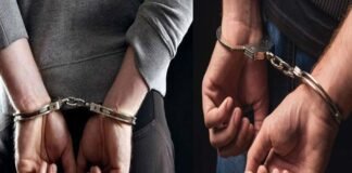 उत्तराखंड: यहाँ सीएमओ कार्यालय में विजिलेंस का छापा, 16 हजार की रिश्वत लेते हुए स्वास्थ्य विभाग के अधिकारी व कर्मचारी गिरफ्तार employees arrested for taking bribe