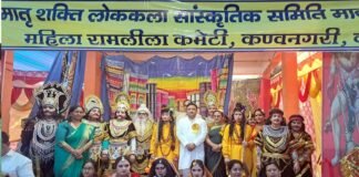 दुगड्डा में चल रही महिला रामलीला मंचन में द्वारीखाल प्रमुख महेन्द्र सिंह राणा ने किया प्रतिभाग