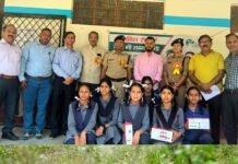 हंस फाउंडेशन की ओर से नशामुक्ति पर आयोजित भाषण एवं चित्रकला प्रतियोगिता में सानिया व डौली ने पहला स्थान किया हासिल speech and painting competition organized on de-addiction