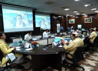 उत्तराखंड कैबिनेट बैठक में राज्य आंदोलनकारियों को 10 प्रतिशत क्षैतिज आरक्षण पर लगी मुहर, देखें कैबिनेट के अन्य फैसले New eco tourism policy, CM meritorious scholarship scheme approved in Uttarakhand cabinet meeting