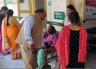 बकरे का मीट खाने से 16 लोग बीमार, जिला अस्पताल पौड़ी में चल रहा है इलाज 16 people ill after eating goat meat