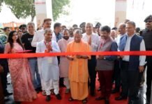 सीएम योगी ने ग्रेटर नोएडा की पहली रोबोटिक्स कंपनी एडवर्ब का किया शुभारंभ Greater Noida's first robotics company Adverb