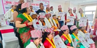 मुख्य शिक्षाधिकारी डॉ. आनंद भारद्वाज समेत पौड़ी के चार कवियों को मिला काव्य मैत्री सम्मान Four poets of Pauri received Indo-Nepal International Poetry Friendship Award 2023