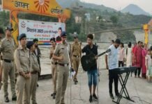 “नशा मुक्त भारत पखवाड़ा अभियान” के तहत पौड़ी पुलिस द्वारा नदी घाटों पर आमजन मानस को किया जा रहा जागरुक drug free India fortnight