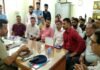 श्रीनगर में भी लव जिहाद की चिंगारी!, हिंदू लड़की को भगाने की कोशिश का आरोप, स्थानीय लोगों ने कोतवाली पहुंचकर किया हंगामा