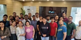 ग्रेटर नोएडा वेस्ट की महागुन मंत्रा-2 सोसायटी के फ्लैट बायर्स का बिल्डर के खिलाफ फूटा गुस्सा, कार्यालय का किया घेराव Flat buyers of Mahagun Mantra 2 society of Greater Noida West got angry against the builder