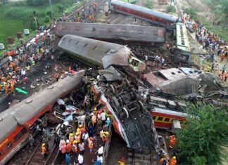 Odisha Train Accident: दिल दहला देने वाले रेल हादसे में अब तक 261 यात्रियों की मौत, 900 से ज्यादा घायल Odisha Train Accident