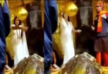 केदारनाथ धाम के गर्भगृह में महिला द्वारा नोट उड़ाने का वीडियो वायरल होने पर तीर्थ पुरोहितों में आक्रोश, धार्मिक भावनाओं को ठेस पहुंचाने के मामले में मुकदमा दर्ज woman blowing notes in Kedarnath