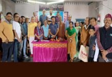 उत्तराखंड साहित्य गौरव सम्मान से सम्मानित साहित्यकार नरेंद्र कठैत का पौड़ी स्वागत सम्मान Narendra Kathait Uttarakhand Sahitya Gaurav Samman