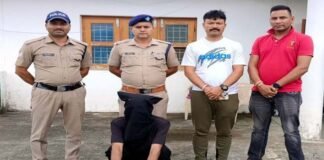 उत्तराखंड: नौकरी दिलाने के नाम पर 26 लोगों से डेढ़ करोड़ की ठगी करने वाला शातिर ठग दिल्ली से गिरफ्तार Accused of cheating 1.5 crore from 26 people