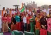 लाल किला में आयोजित स्वतंत्रता दिवस कार्यक्रम में प्रवासी उत्तराखंडियों के दल ने पारम्परिक वेशभूषा में किया प्रतिभाग A group of migrant Uttarakhandis participated in the Independence Day program
