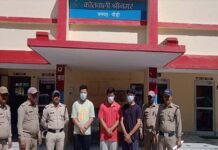 श्रीनगर गढ़वाल: MBBS के छात्र पर तीन युवकों ने धारदार हथियारों से किया जानलेवा हमला, तीनों गिरफ्तार श्रीनगर में MBBS के छात्र पर तीन युवकों ने धारदार हथियार से किया जानलेवा हमला