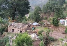 अब पौड़ी के इस गांव में चोरों ने 6 बंद घरों पर किया हाथ साफ, चोरी का तरीका वही, रात में सब्जी रोटी बनाई, खाई और सामान लेकर चल दिये