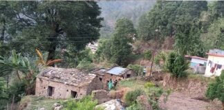 अब पौड़ी के इस गांव में चोरों ने 6 बंद घरों पर किया हाथ साफ, चोरी का तरीका वही, रात में सब्जी रोटी बनाई, खाई और सामान लेकर चल दिये