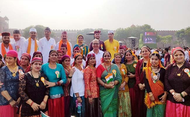 group of migrant Uttarakhandis participated in the Independence Day program