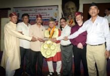हिन्दी एवं गढ़वाली के वरिष्ठ साहित्यकार ललित केशवान को 85वें जन्मदिन के अवसर पर गढ़ साहित्य आजन्म सेवा सम्मान