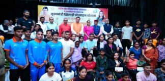 National Sports Day 2023: सीएम धामी ने ‘मुख्यमंत्री खिलाड़ी प्रोत्साहन योजना’ का किया शुभारंभ, प्रदेश के पदक विजेता खिलाड़ियों को किया सम्मानित, की कई घोषणाएं mukhyamantri-udiyaman-khiladi-unnayan-yojana