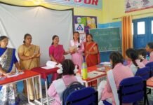 जीजीआईसी श्रीनगर में आयोजित की क्विज प्रतियोगिता में ख़ुशी पटवाल ने मारी बाजी