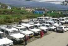 पौड़ी, कोटद्वार व रुद्रप्रयाग के कॉमर्शियल वाहनों को भविष्य में फिटनेस सर्टिफिकेट के लिए जाना होगा श्रीनगर, देहरादून की तर्ज पर श्रीनगर में वाहन फिटनेस सेंटर बनाने की तैयारी vehicle fitness center will be built in srinagar