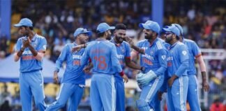 एशिया कप फाइनल: मात्र 5 ओवर में ही श्रीलंका की आधी टीम आउट, टीम इंडिया के इस गेंदबाज ने ढाया कहर, एक ही ओवर में झटके चार विकेट