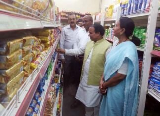 उत्तराखंड सचिवालय में खुला केंद्रीय भंडारण का आउटलेट, बाजार दर से 35% सस्ते में मिलेगा ब्रांडेड सामान Central storage outlet opened in Uttarakhand Secretariat
