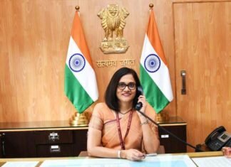 भारतीय रेलवे के इतिहास में पहली बार कोई महिला बनी रेलवे बोर्ड की सीईओ व चेयरपर्सन, जानिए जया वर्मा सिन्हा के बारे में Jaya Verma Sinha Becomes First Woman To Be Appointed Railway Board's CEO And Chairperson