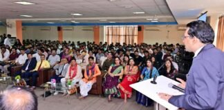 ग्रेटर नोएडा : बीटेक प्रथम वर्ष के छात्रों का हुआ ओरिएंटेशन प्रोग्राम