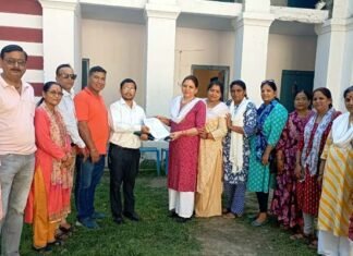 शिक्षकों की विभिन्न समस्याओं को लेकर राजकीय प्राथमिक शिक्षक संघ खिर्सू ने खंड शिक्षा अधिकारी से की वार्ता, बीईओ ने दिया आश्वासन Primary Teachers Association Khirsu
