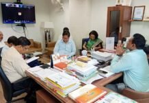 डेंगू की रोकथाम को देहरादून के बाद अब हरिद्वार, नैनीताल, और पौडी जनपद में चलेगा महाअभियान, स्वास्थ्य सचिव डॉ आर राजेश कुमार के निर्देश के बाद हरकत में जिला प्रशासन mega campaign will be launched to prevent dengue in Uttarakhand