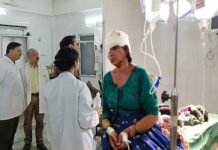 बकरी चराने जंगल गई महिला पर भालू के किया हमला, गंभीर रूप से घायल, एयरलिफ्ट कर एम्स ऋषिकेश में कराया भर्ती Bear attacks on woman