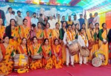 सितोनस्यूं स्थित मां भुवनेश्वरी सिद्ध पीठ में आयोजित दस दिवसीय शारदीय नवरात्रि महामहोत्सव में धारी कीर्तन मंडली मनियारस्यूं को मिला पहला स्थान Dhari Kirtan mandali