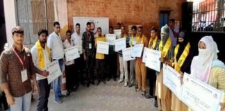 स्वच्छता दिवस: गांधी जयंती पर मानव अधिकार एंव अपराध नियंत्रण संगठन ने सफ़ाई कर्मचारियों को किया सम्मानित Human rights and crime control